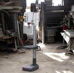 מקדחת עמוד 32 ממ גיר 