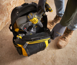 תיק גב + טרול על גלגלים 