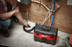 שואב אבק יבש/רטוב 18V (גוף בלבד)