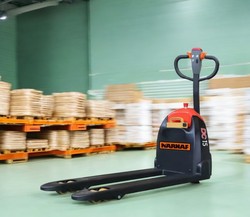 עגלת משטחים חשמלית מלאה 1.5 טון 