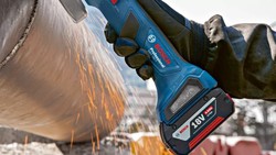 סט 3 כלים Brushless + זוג סוללות 4A מטען ומזוודה