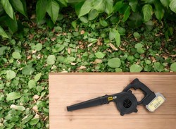 מפוח נטען 18V (גוף בלבד)