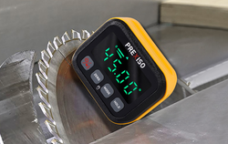 מד זוית דיגיטלי מגנטי