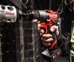 מברגה / מקדחה 12V + שתי סוללות 2.0AH