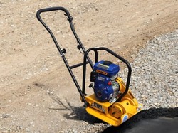 מהדק אספלט / אדמה 3 כס מנוע 