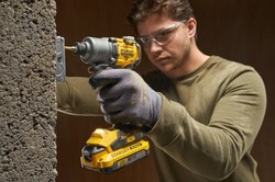 מברגת אימפקט 20V + סוללה 2AH + מטען