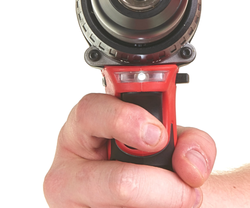 מברגה/מקדחה רוטטת קומפקטית 18V + שתי סוללות 5AH