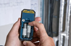 מד טווח לייזר