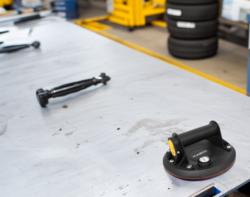 ונטוזה להרמת זכוכית ראש בודד 190 קג + משאבת ואקום חשמלית נטענת